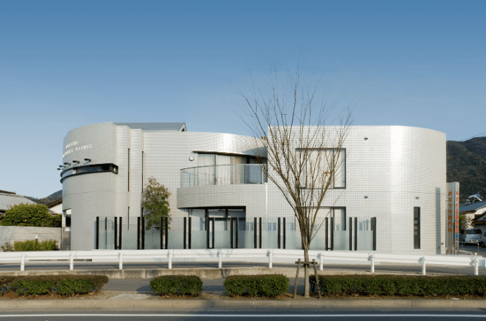 officeMainImageBlurLeft