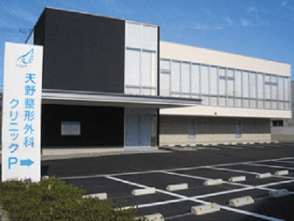 officeMainImageBlurLeft