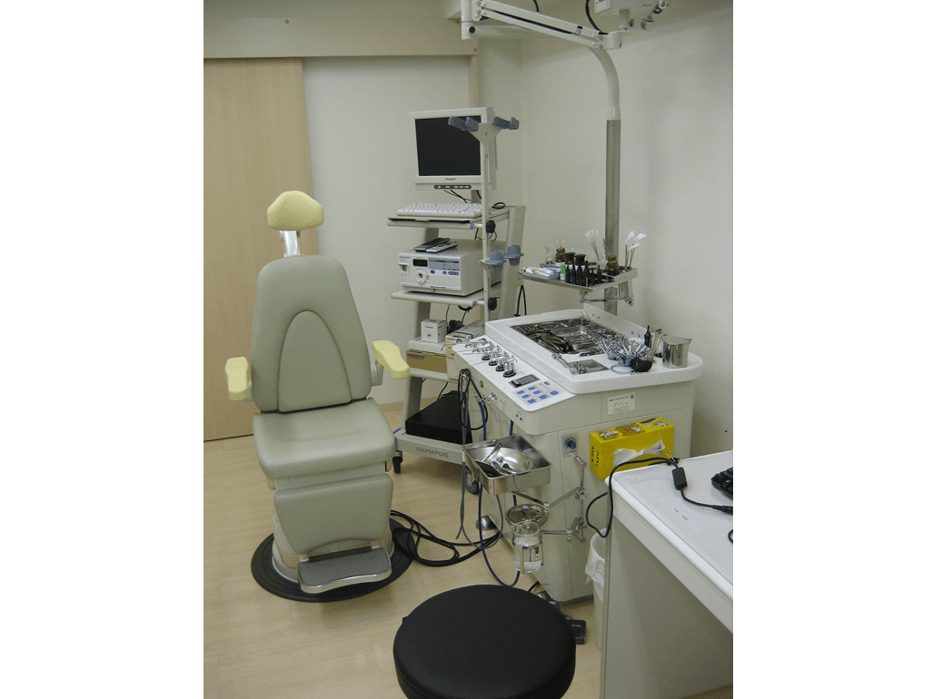 officeMainImageBlurLeft