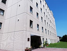 officeMainImageBlurLeft