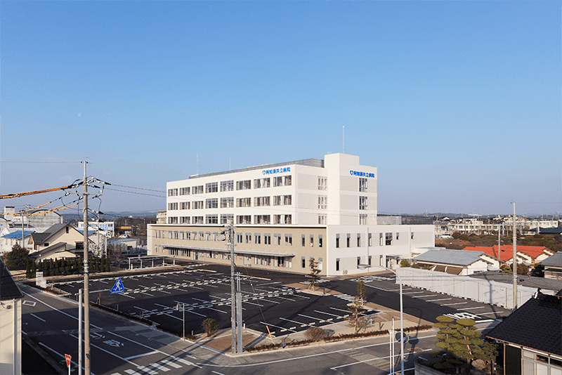 officeMainImageBlurLeft