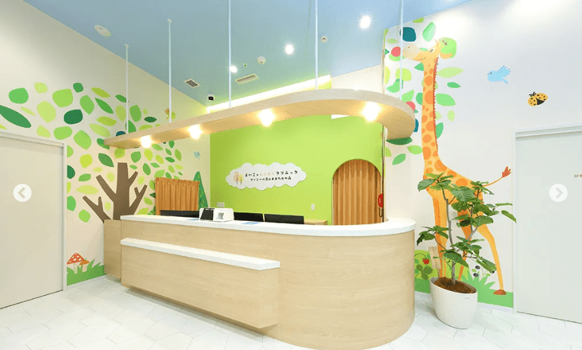 officeMainImageBlurLeft