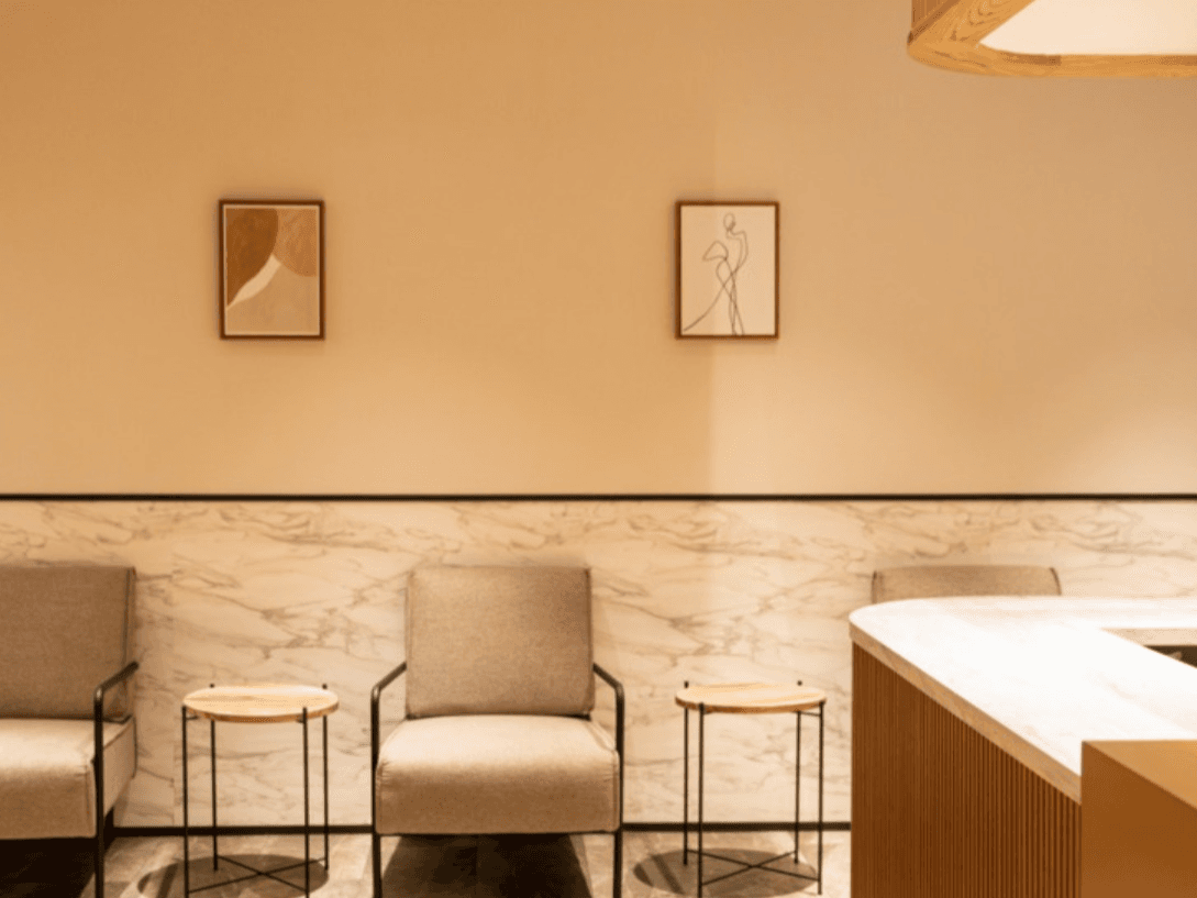 officeMainImageBlurLeft