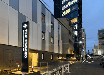 officeMainImageBlurLeft