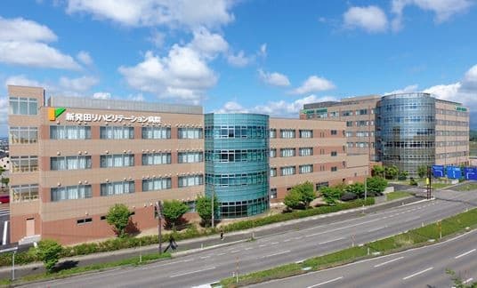 officeMainImageBlurLeft