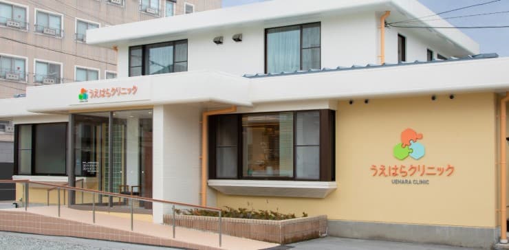 officeMainImageBlurLeft