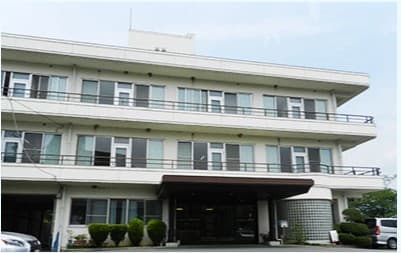 officeMainImageBlurLeft