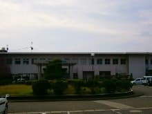 officeMainImageBlurLeft