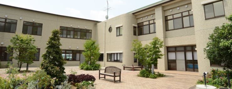 officeMainImageBlurLeft