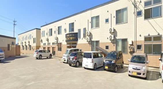 officeMainImageBlurLeft