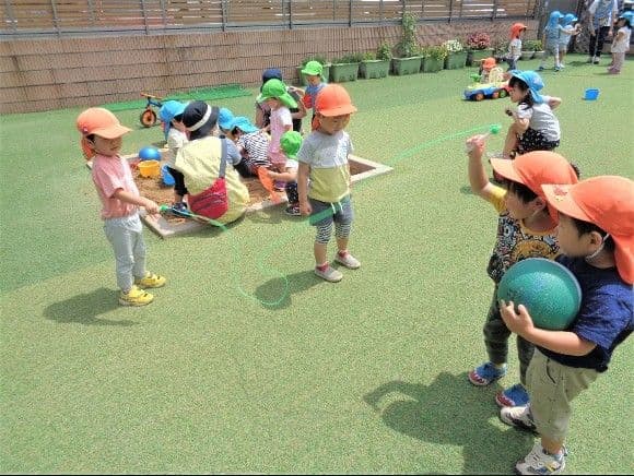 officeMainImageBlurLeft